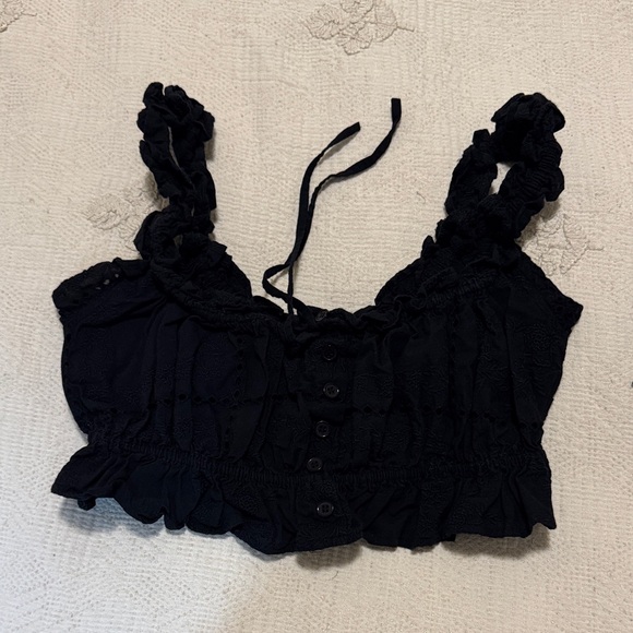 WeWoreWhat Black Ruffled Crop Top - Picture 2 of 3